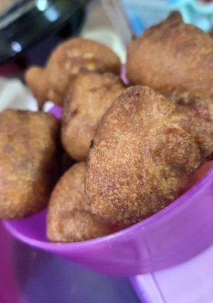 A picture of Banana Bombs.
