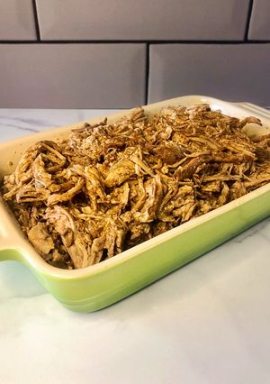 Una foto de Pulled pork a la cerveza (cerdo desmenuzado estilo gringo)