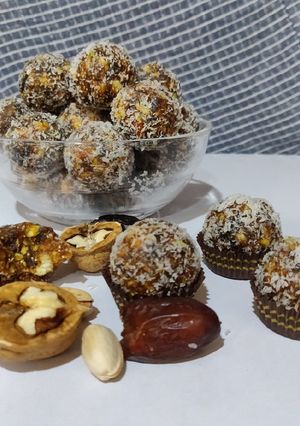 A picture of A Date with Nuts.
