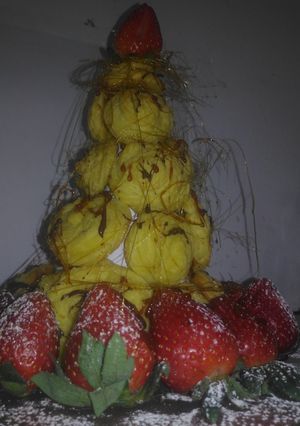 Una foto de Masa choux - Croquembouche😳✨👌