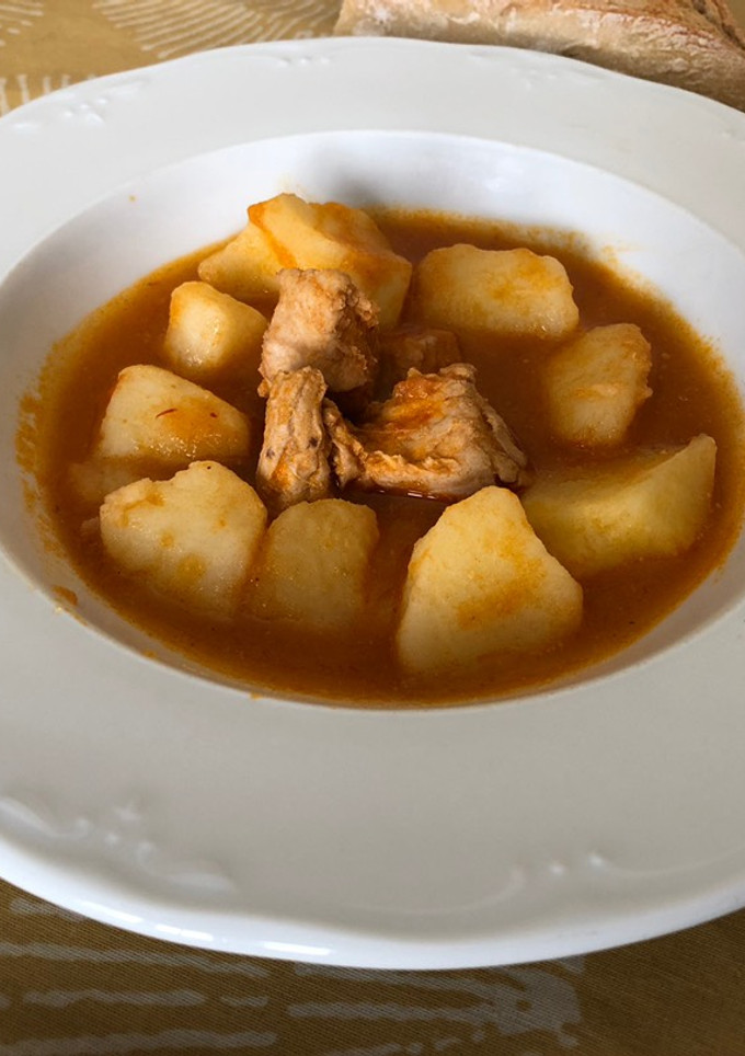 Una foto de Estofado de ternera con patatas