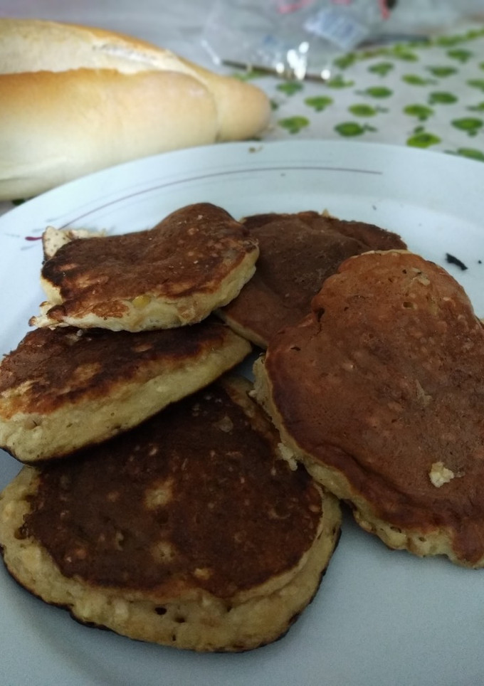 Una foto de Mini pancakes de avena y manzana