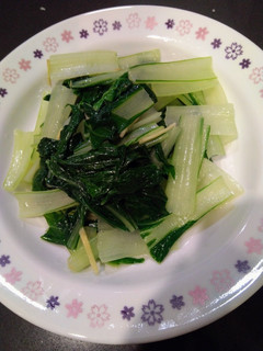 清炒黑葉白菜(家常菜)(素食料理)(簡單料理)(10分鐘快速料理) 的食譜成品照片