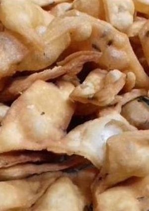 A picture of Namak pary.