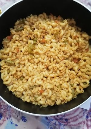 A picture of Italian chicken & Veg Pasta.