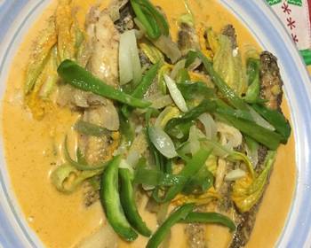 New Recipe Grey flathead Mullet with Pumpkin Flower in Thai Curry Sauce Most Delicious