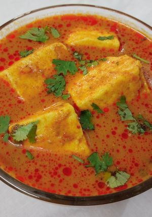 पनीरची भाजी (Paneer chi bhaji recipe in marathi) रेसिपी चे मुख्य फोटो 