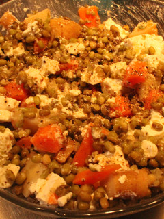 Una foto de Ensalada de porotos mung (porotos chinos)