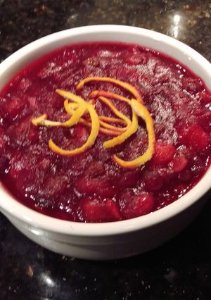 A picture of Holiday Cranberry Sauce.