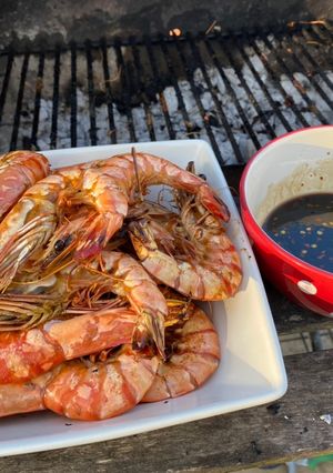 A picture of BBQ King Prawns with 2 Dips.