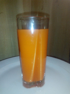 A picture of Carrot and pineapple juice.