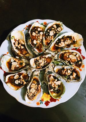 Hình của món Hàu nướng mỡ hành.