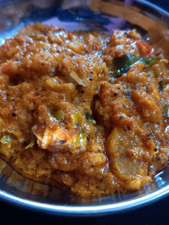 गट्टे की सब्जी (gatte ki sabzi recipe in Hindi) रेसिपी मुख्य फोटो