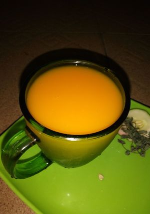 A picture of Mango juice.
