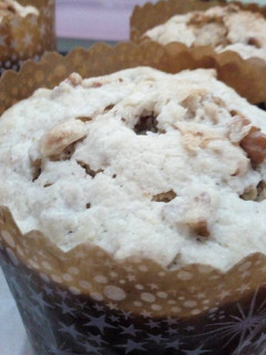 Una foto de Pan Dulce Clásico con capa almendrada