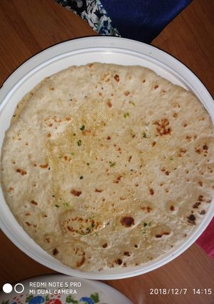 A picture of Butter garlic paratha.