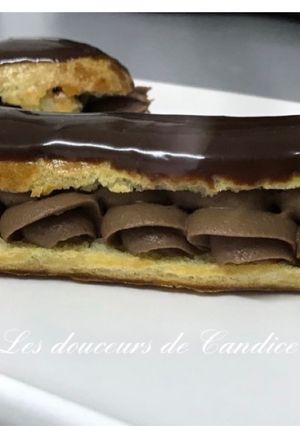 A picture of Chocolate Éclairs.