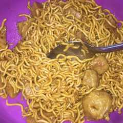 รูปของ Mie goreng bakso (non instan tapi praktis)