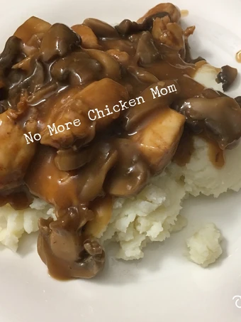 Easy Steps to Prepare Easy chicken &amp; mushrooms over mashed potatoes  #mycookbook the Delicious Appealing