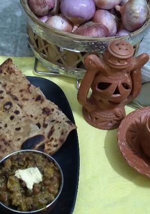 A picture of Sweet flavour some malai parathas.