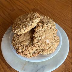 A picture of Oatmeal Cinnamon Cookies - Quick and Easy.