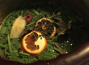 Una foto de Infusión de Limoncillo cítricos, jengibre y cúrcuma