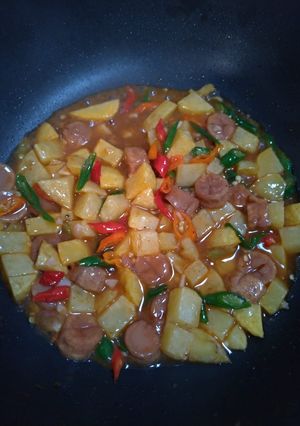 Foto resep Kentang Sosis Pedas / Asam Manis