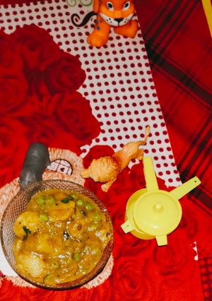 चटपटे पोटैटो मटर इमली वाले (chatpate potato matar imli wale recipe in Hindi) रेसिपी मुख्य फोटो