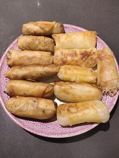 A picture of Glass Noodle Spring Roll.