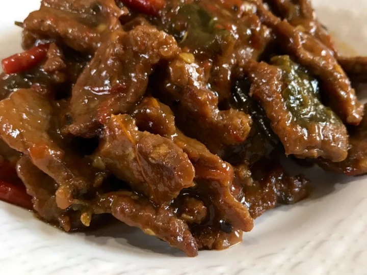 Langkah Mudah untuk Menyiapkan Resep Sapi lada hitam (beef blackpepper) Anti Ribet, Lezat Sekali