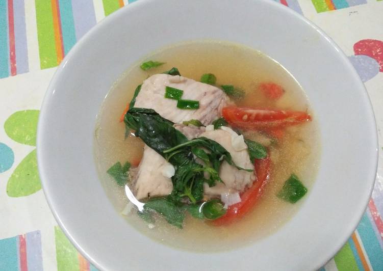 Sup Ikan Tenggiri (ala sop ikan Batam)