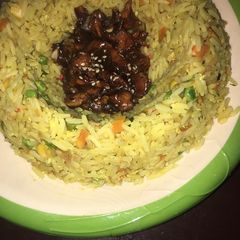 Quick & easy vegetable fried rice served with chicken teriyaki🍚🍲🥗🍗 A picture of Quick & easy vegetable fried rice served with chicken teriyaki🍚🍲🥗🍗.