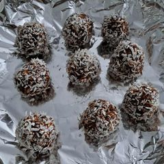 A picture of Chokladbollar.