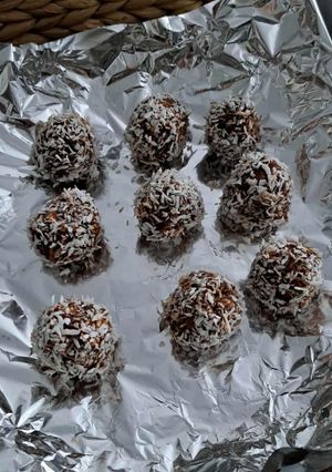 A picture of Chokladbollar.