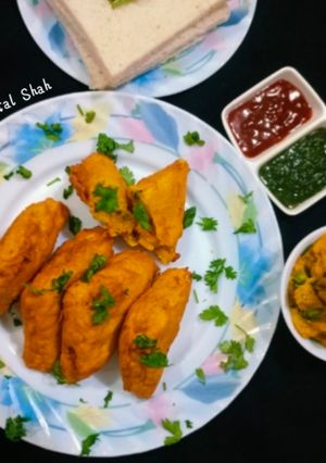 मिनी ब्रेड पकोड़ा रेसिपी मुख्य फोटो