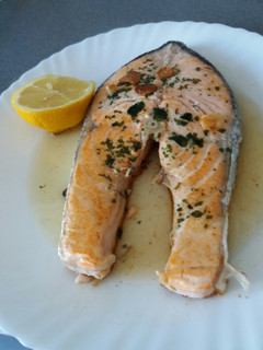 Una foto de Rodaja de salmón a la plancha