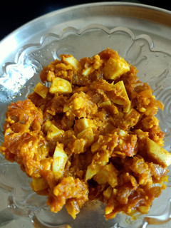 अंडा भुर्जी (anda bhurji recipe in marathi) रेसिपी चे मुख्य फोटो