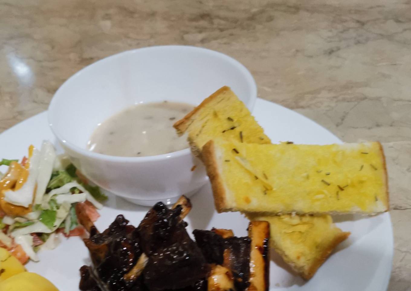 Roti bawang putih atau roti bawang putih
