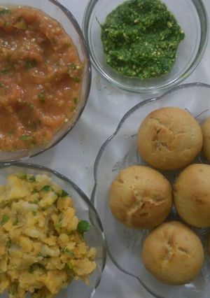 A picture of Litti Chokha.