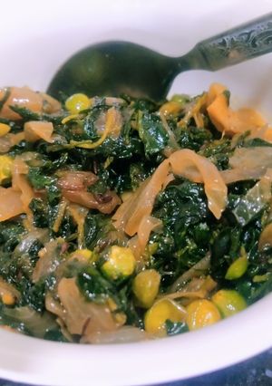 A picture of Dal Methi Onion Sabji.
