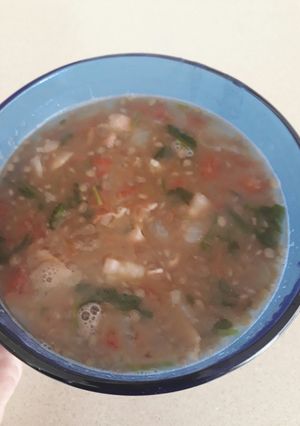 Una foto de Caldo de lentejas