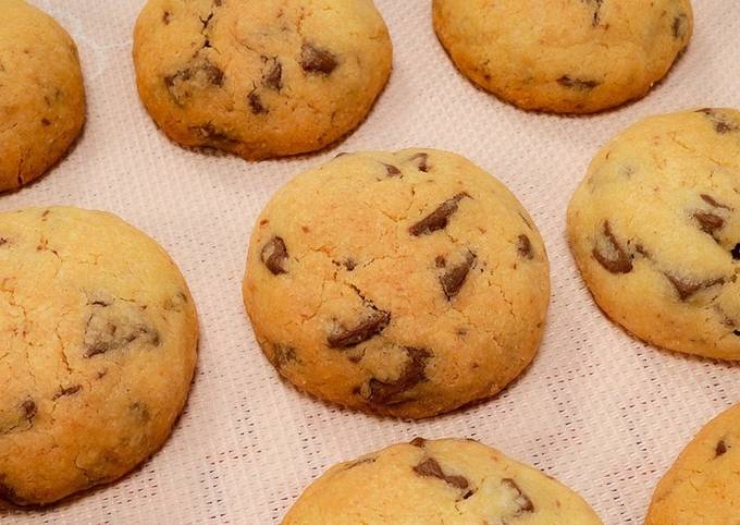 Steps to Prepare Super Quick Homemade Crunchy Chocolate Cookies 🍪 | Easy Recipe