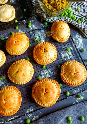 A picture of Fresh Peas Hand Pies.