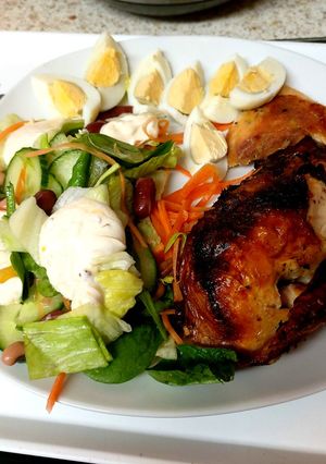 A picture of My Chilli oil coated Chicken with a chilli flavoured Salad 🤩.