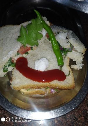 सैंडविच (sandwich recipe in Hindi) रेसिपी मुख्य फोटो