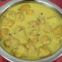 A picture of Kadhi.