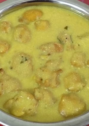 A picture of Kadhi.