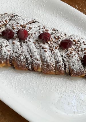 Une photo de 🍃🪹Feuilleté goûter facile 🍫☕️