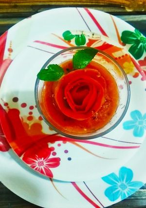 टेमैटो एंड कैरेट स्मूदी (tomato and carrot smoothie recipe in hindi) रेसिपी मुख्य फोटो
