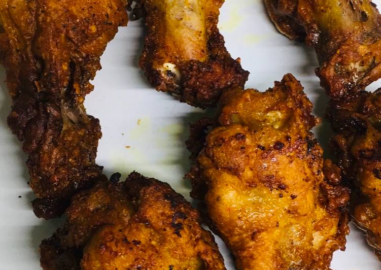 Fried chicken wings